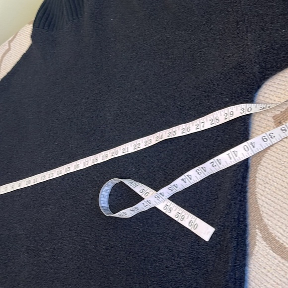 OFFLINE Aerie Chillside Turtleneck Sweater
 textured thumbhole knit cuffs - Picture 5 of 17